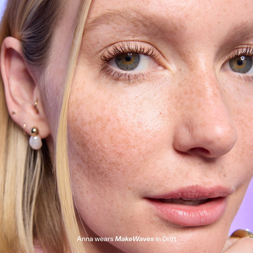 MakeWaves® Mascara K9